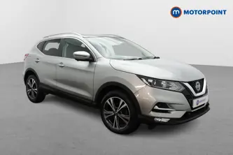 Nissan Qashqai N-Connecta Manual Diesel SUV - Stock Number (1489777) - Drivers side front corner