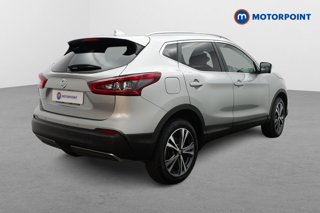 Nissan Qashqai N-Connecta Manual Diesel SUV - Stock Number (1489777) - Drivers side rear corner