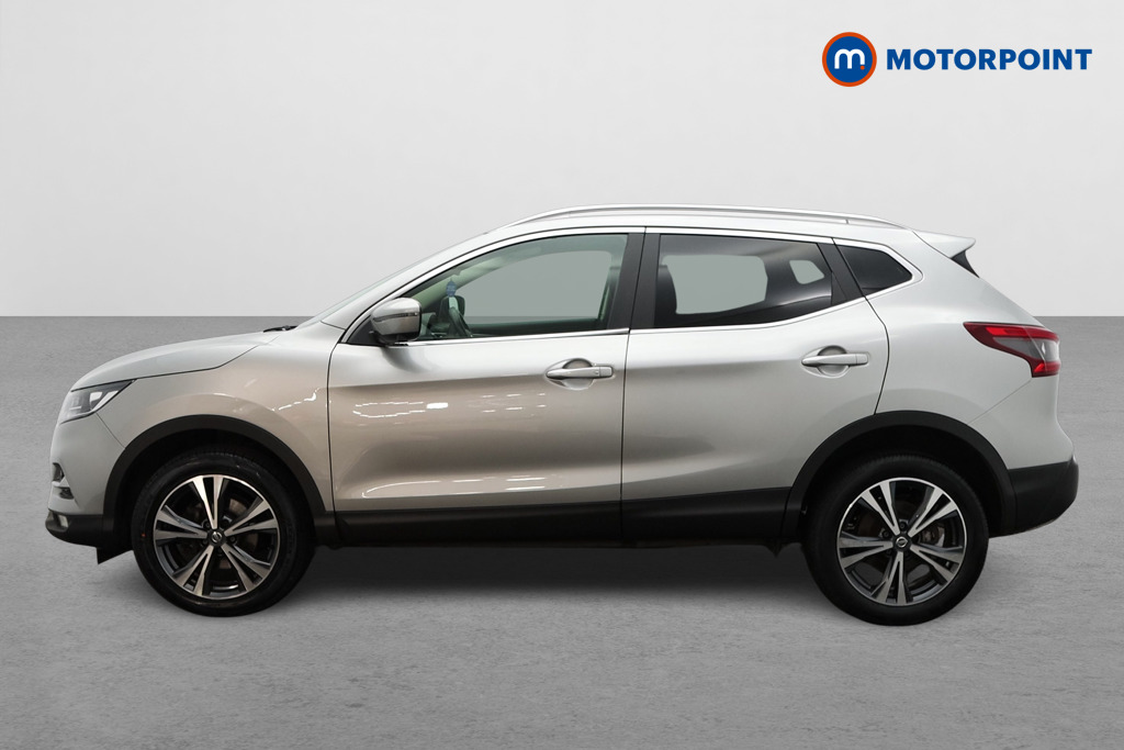 Nissan Qashqai N-Connecta Manual Diesel SUV - Stock Number (1489777) - Passenger side