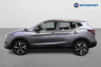 Nissan Qashqai N-Motion Manual Petrol SUV - Stock Number (1493046) - Passenger side