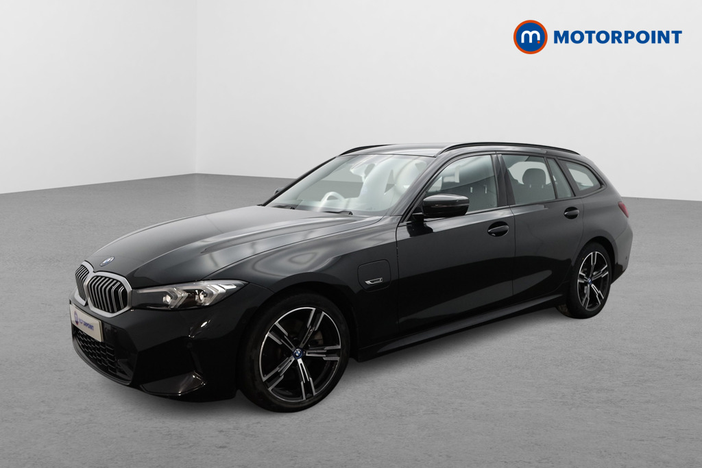 BMW 3 Series M Sport Automatic Petrol Plug-In Hybrid Estate - Stock Number (1494578) - Passenger side front corner