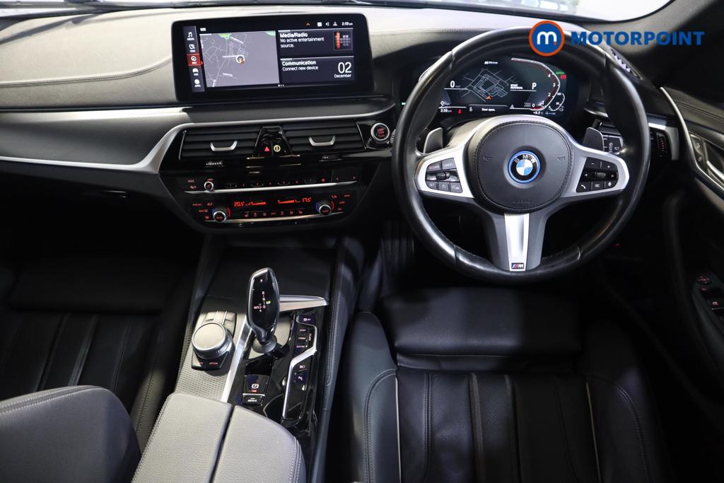 BMW 5 Series M Sport Automatic Petrol Plug-In Hybrid Estate - Stock Number (1498871) - 1st supplementary image