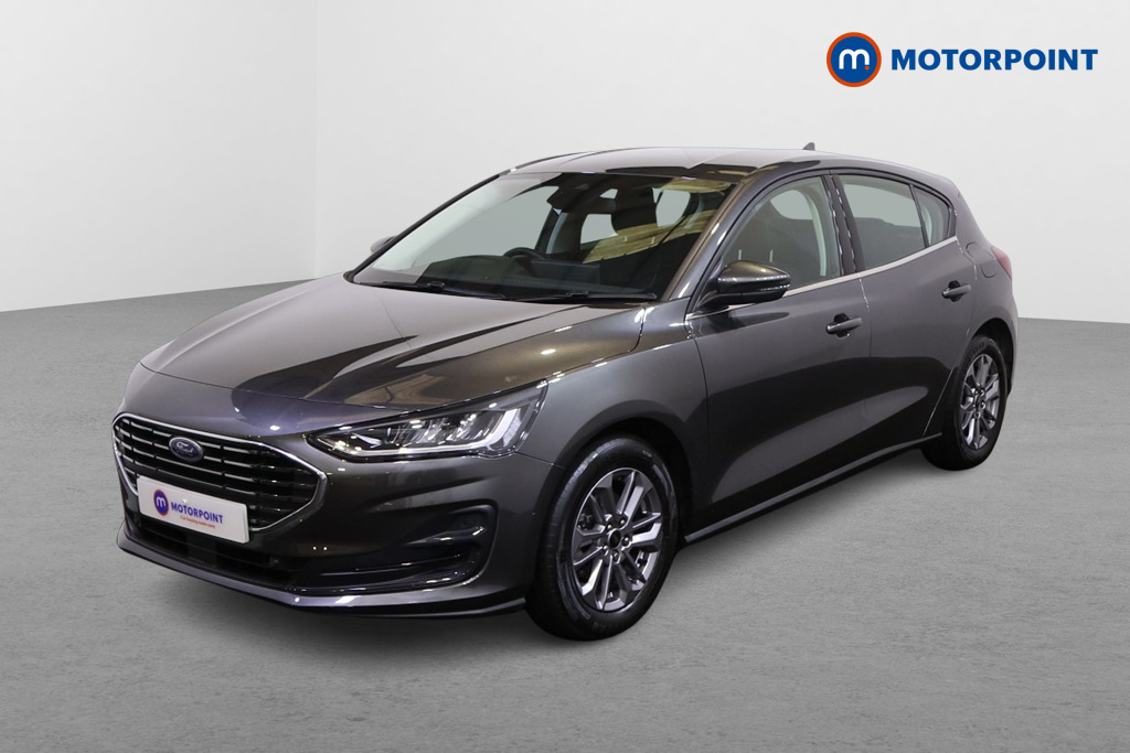 Ford Focus Titanium Manual Petrol Hatchback - Stock Number (1502321) - Passenger side front corner