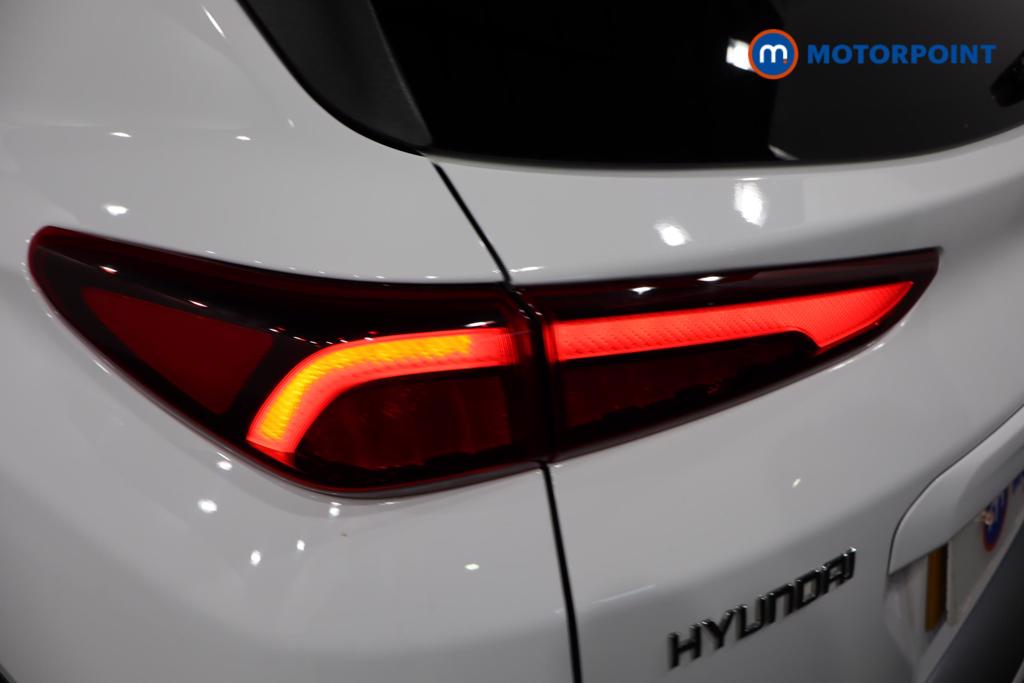 Hyundai Kona Premium Automatic Petrol-Electric Hybrid SUV - Stock Number (1489314) - 27th supplementary image