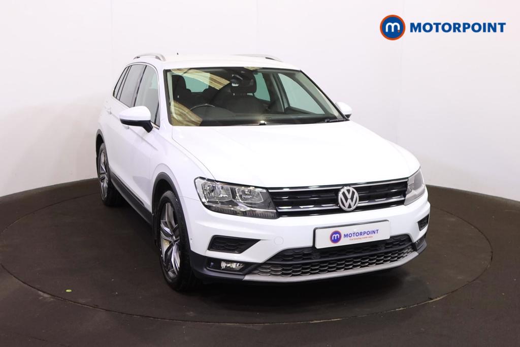 Volkswagen Tiguan Match Manual Diesel SUV - Stock Number (1497603) - Drivers side front corner