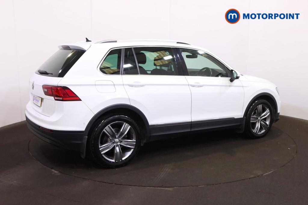 Volkswagen Tiguan Match Manual Diesel SUV - Stock Number (1497603) - Drivers side rear corner