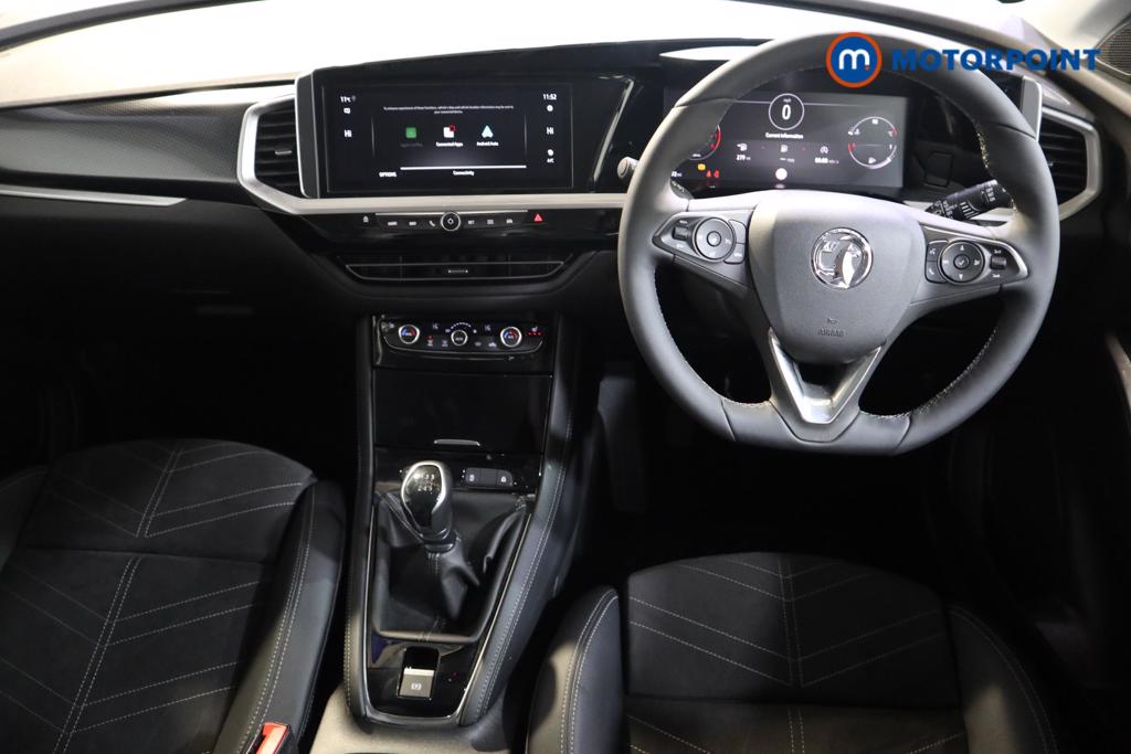 Vauxhall Grandland Ultimate Manual Petrol SUV - Stock Number (1502371) - 1st supplementary image