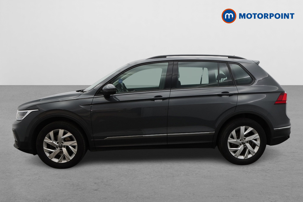 Volkswagen Tiguan Life Manual Petrol SUV - Stock Number (1502931) - Passenger side