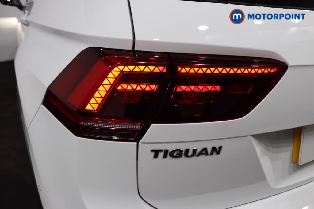 Volkswagen Tiguan R-Line Tech Automatic Petrol SUV - Stock Number (1504519) - 28th supplementary image