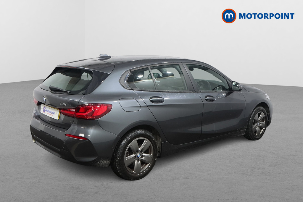 BMW 1 Series SE Manual Petrol Hatchback - Stock Number (1496259) - Drivers side rear corner