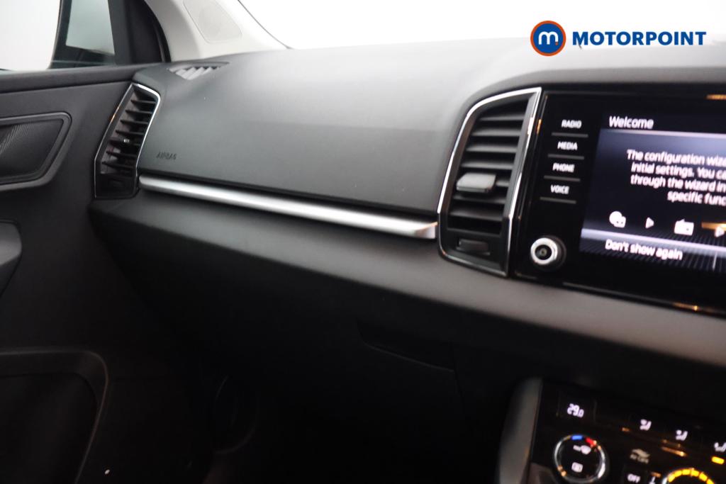 Skoda Karoq Se Drive Manual Petrol SUV - Stock Number (1496956) - 7th supplementary image