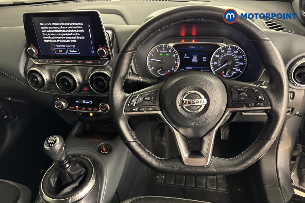 Nissan Juke N-Connecta Manual Petrol SUV - Stock Number (1498312) - 1st supplementary image