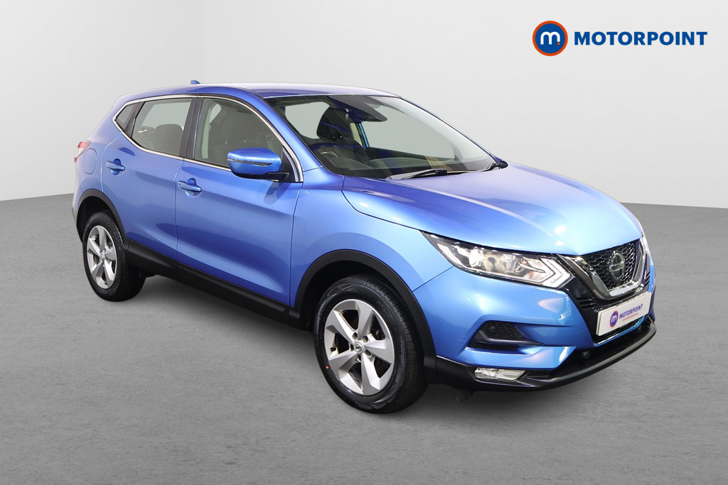 Nissan Qashqai Acenta Premium Manual Diesel SUV - Stock Number (1500004) - Drivers side front corner