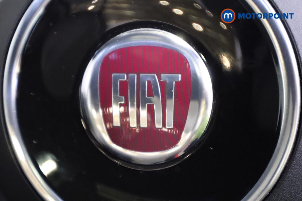 Fiat 500 Dolcevita Manual Petrol-Electric Hybrid Hatchback - Stock Number (1500982) - 9th supplementary image