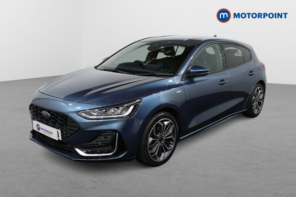 Ford Focus St-Line Vignale Manual Petrol-Electric Hybrid Hatchback - Stock Number (1501577) - Passenger side front corner