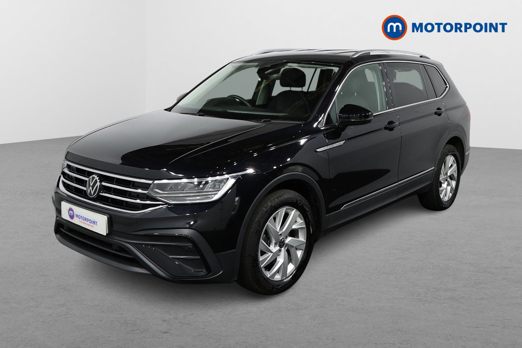 Volkswagen Tiguan Allspace Life Manual Petrol SUV - Stock Number (1503935) - Passenger side front corner