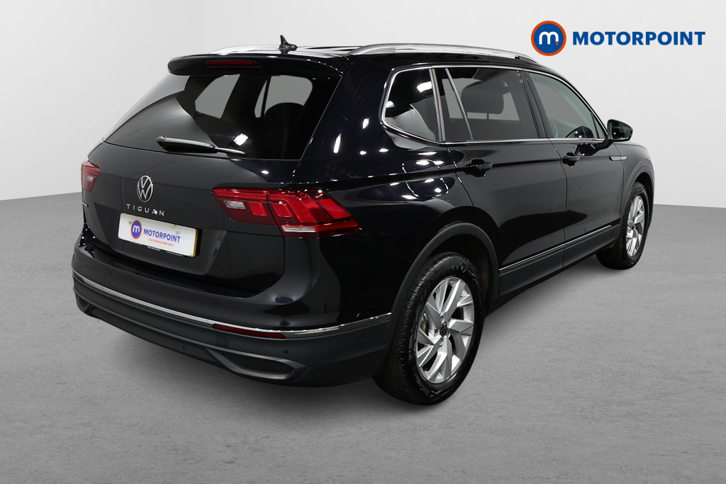 Volkswagen Tiguan Allspace Life Manual Petrol SUV - Stock Number (1503935) - Drivers side rear corner