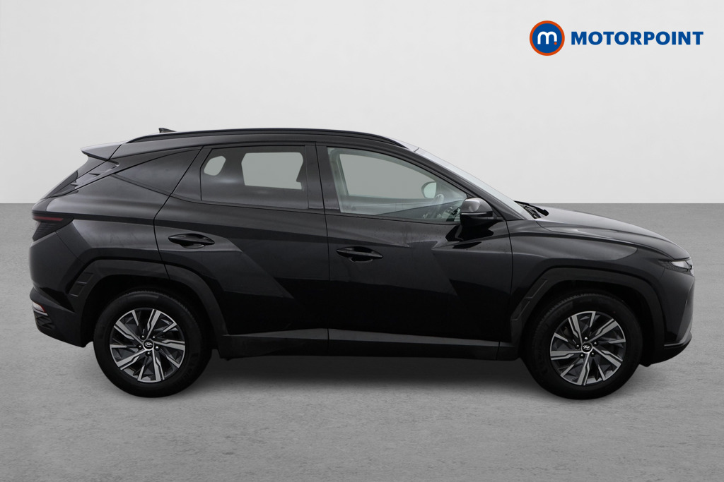 Hyundai Tucson Se Connect Manual Petrol SUV - Stock Number (1499583) - Drivers side