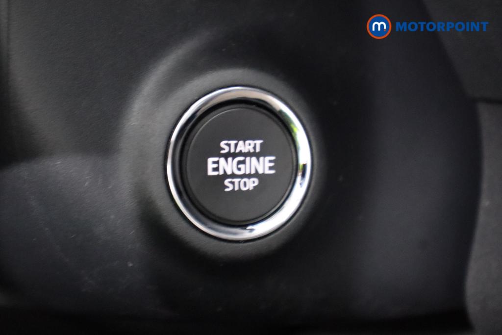 Skoda Karoq Se Drive Manual Petrol SUV - Stock Number (1500518) - 15th supplementary image