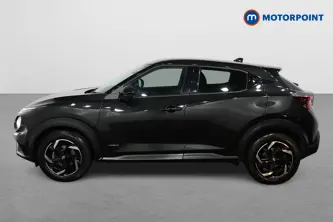 Nissan Juke N-Connecta Automatic Petrol-Electric Hybrid SUV - Stock Number (1503454) - Passenger side