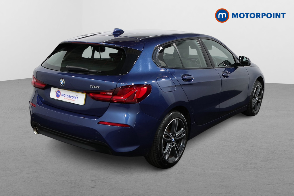 BMW 1 Series Sport Manual Petrol Hatchback - Stock Number (1503329) - Drivers side rear corner