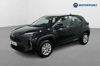 Toyota Yaris Cross Icon Automatic Petrol-Electric Hybrid Estate - Stock Number (1502603) - Passenger side front corner