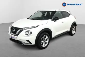 Nissan Juke N-Connecta Manual Petrol SUV - Stock Number (1504511) - Passenger side front corner