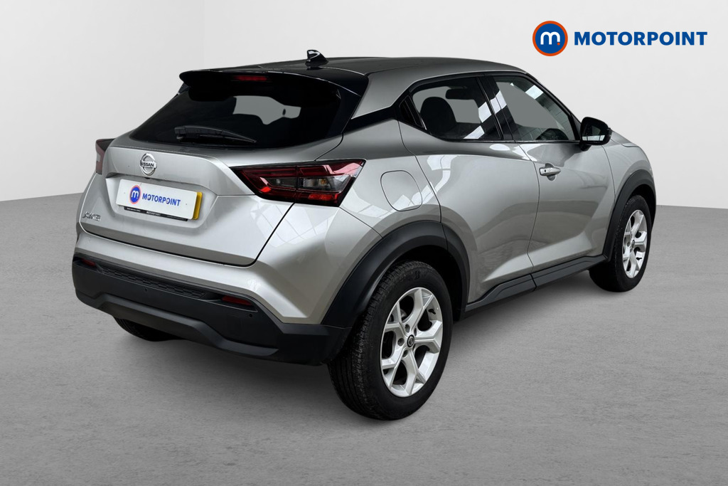 Nissan Juke N-Connecta Automatic Petrol SUV - Stock Number (1503450) - Drivers side rear corner