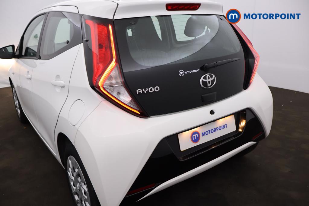 Toyota Aygo X-Play Manual Petrol Hatchback - Stock Number (1506698) - 15th supplementary image