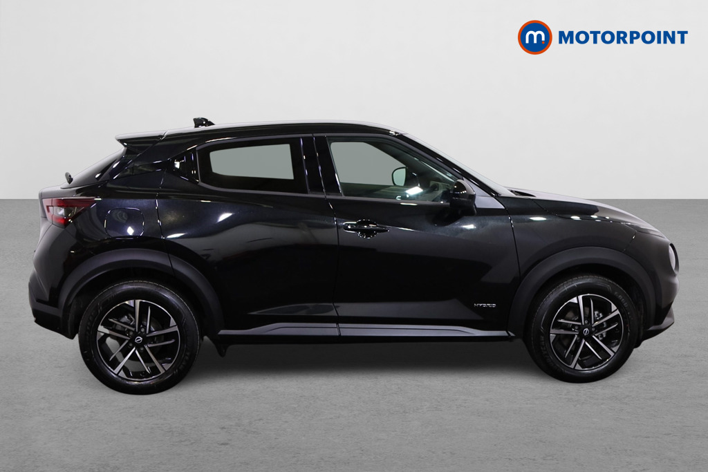 Nissan Juke N-Connecta Automatic Petrol-Electric Hybrid SUV - Stock Number (1507052) - Drivers side