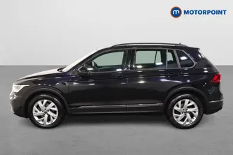 Volkswagen Tiguan Life Manual Diesel SUV - Stock Number (1496927) - Passenger side