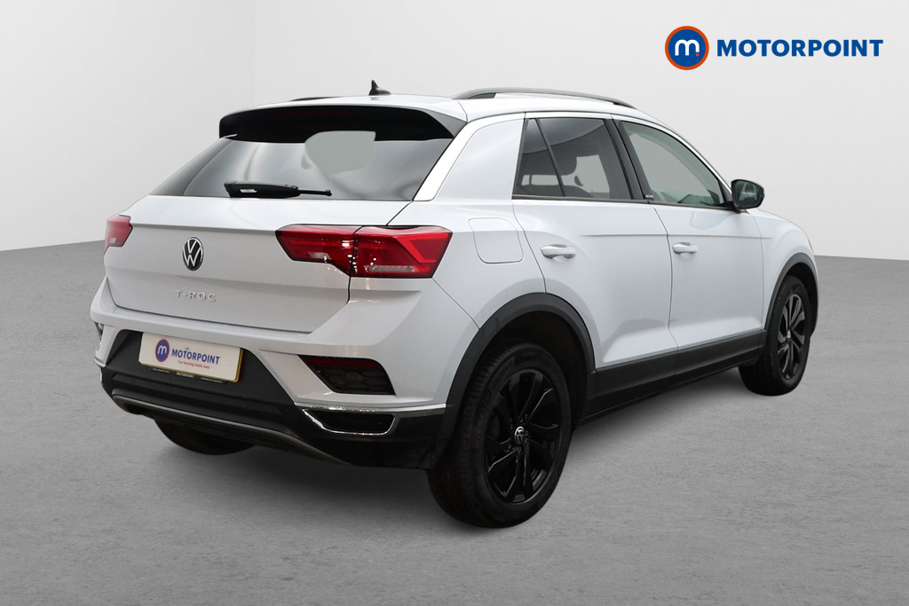 Volkswagen T-Roc Active Manual Petrol SUV - Stock Number (1501822) - Drivers side rear corner