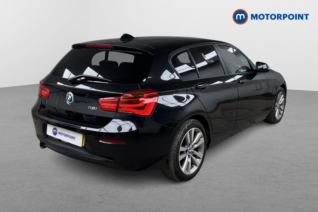 BMW 1 Series Sport Manual Petrol Hatchback - Stock Number (1502875) - Drivers side rear corner