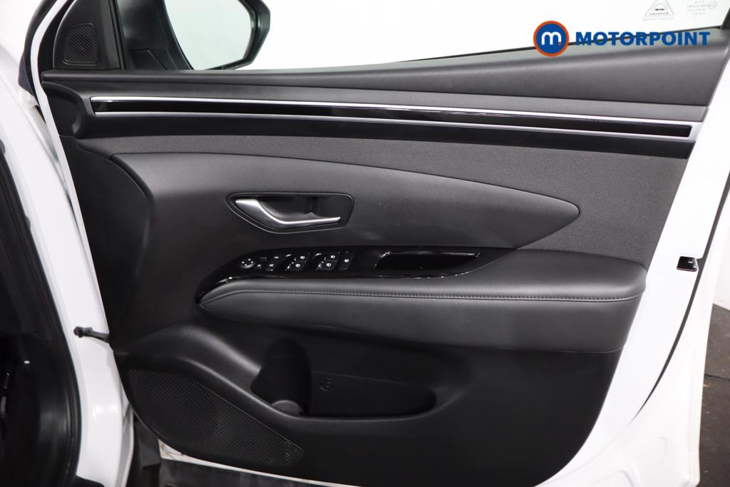 Hyundai Tucson Se Connect Manual Petrol SUV - Stock Number (1503331) - 16th supplementary image