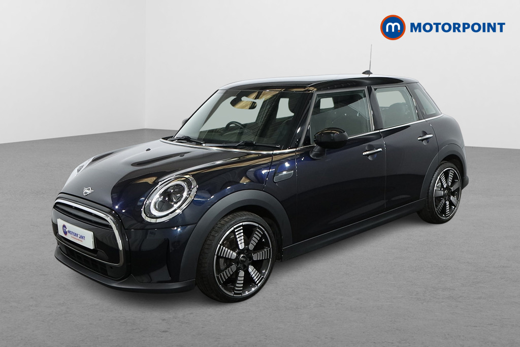 Mini Hatchback Cooper Exclusive Manual Petrol Hatchback - Stock Number (1504098) - Passenger side front corner