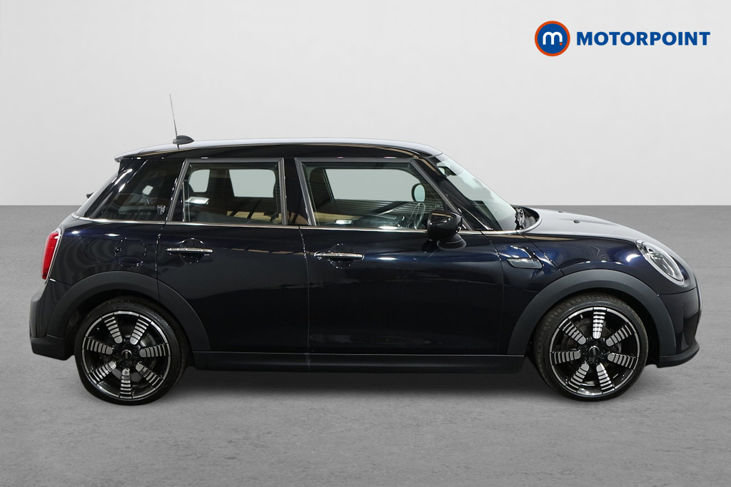 Mini Hatchback Cooper Exclusive Manual Petrol Hatchback - Stock Number (1504098) - Drivers side