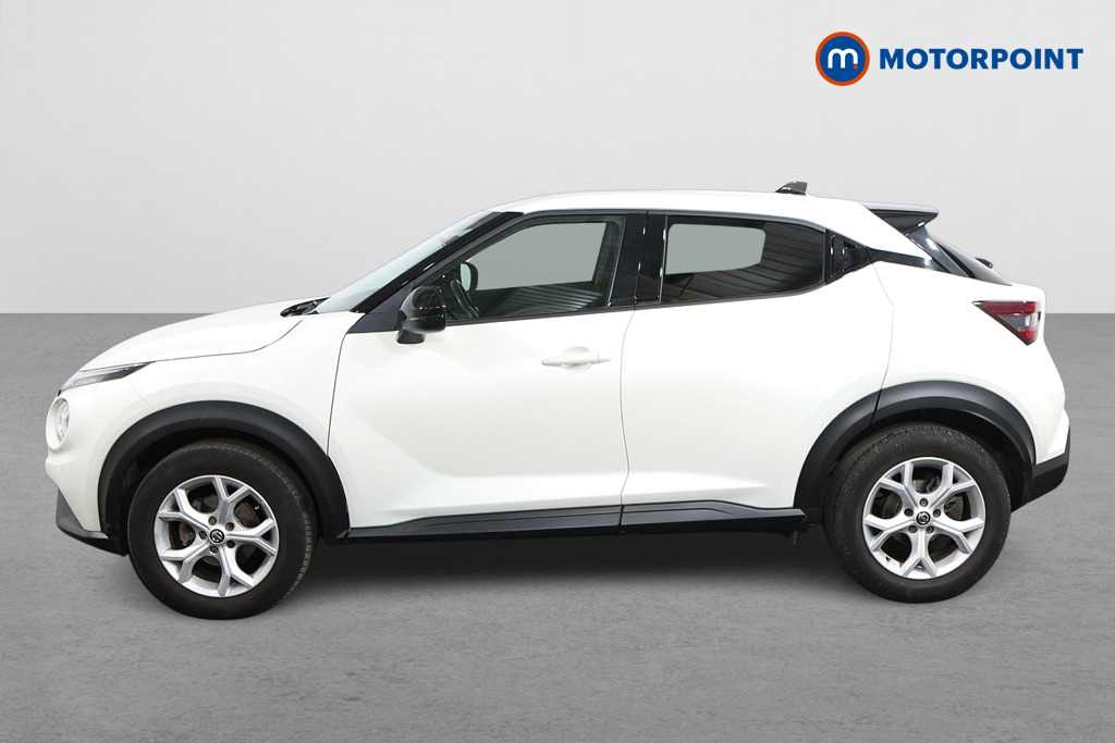 Nissan Juke N-Connecta Automatic Petrol SUV - Stock Number (1504503) - Passenger side