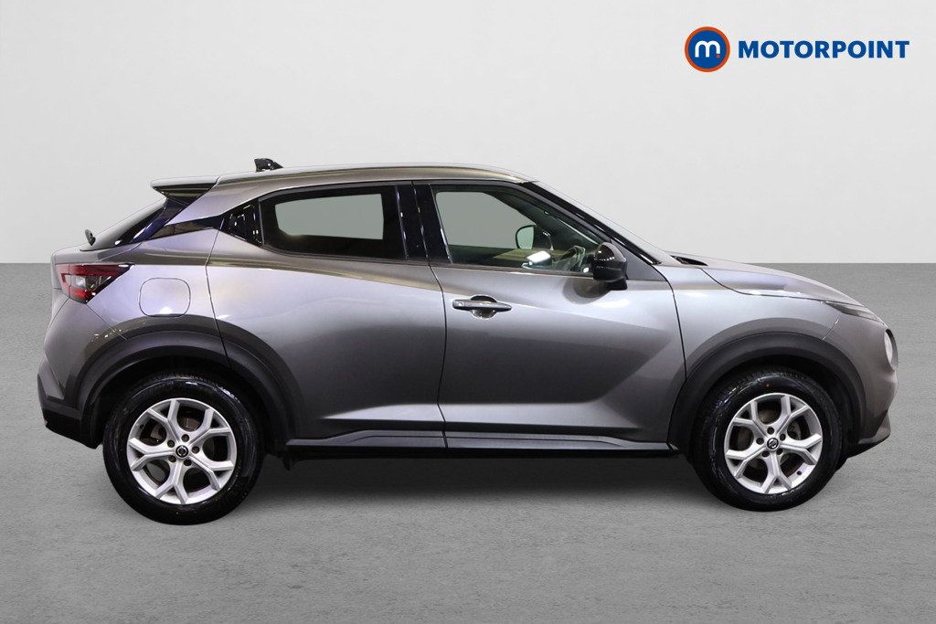 Nissan Juke N-Connecta Manual Petrol SUV - Stock Number (1505075) - Drivers side