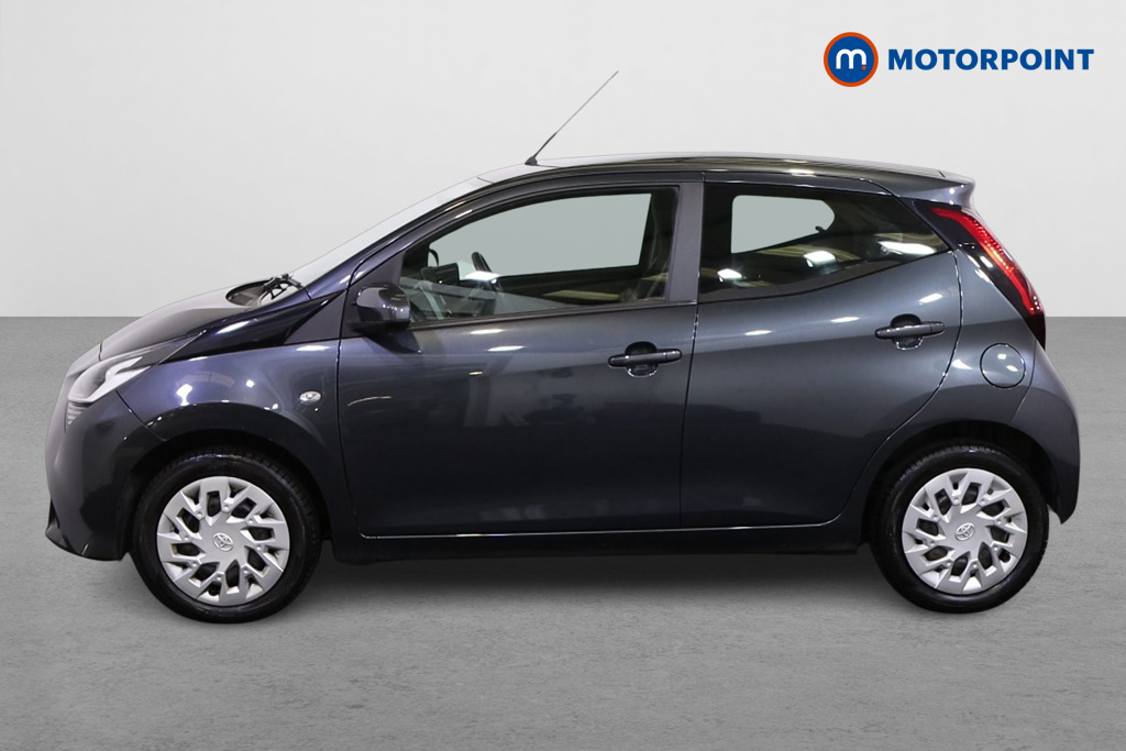 Toyota Aygo X-Play Manual Petrol Hatchback - Stock Number (1505137) - Passenger side