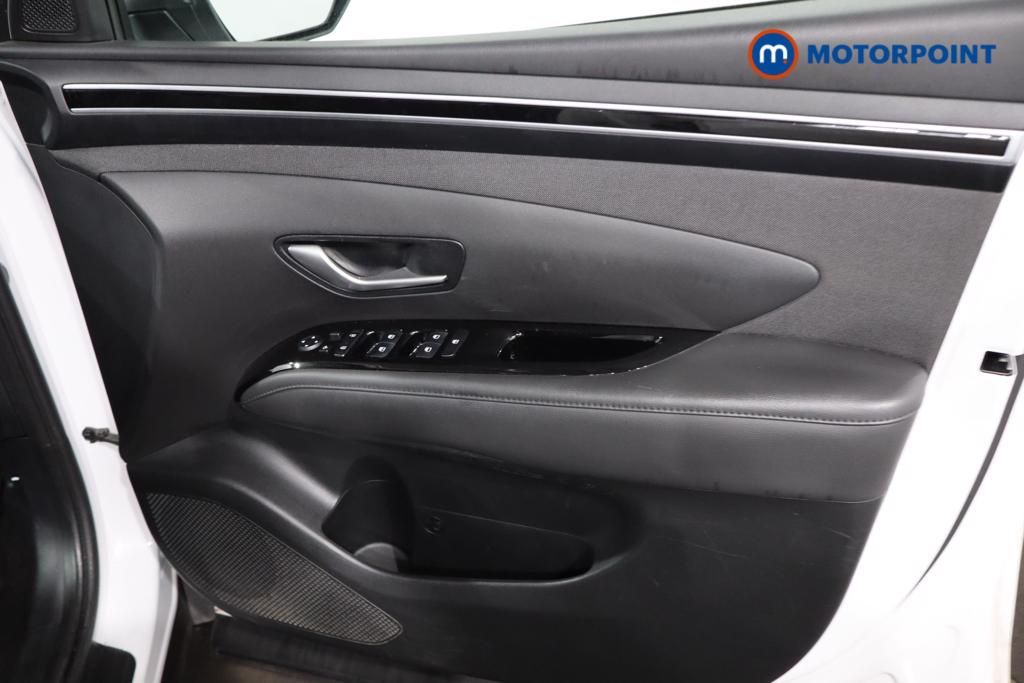 Hyundai Tucson Se Connect Manual Petrol SUV - Stock Number (1505295) - 16th supplementary image