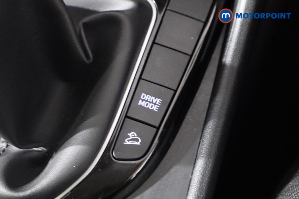 Hyundai Tucson Se Connect Manual Petrol SUV - Stock Number (1506078) - 17th supplementary image