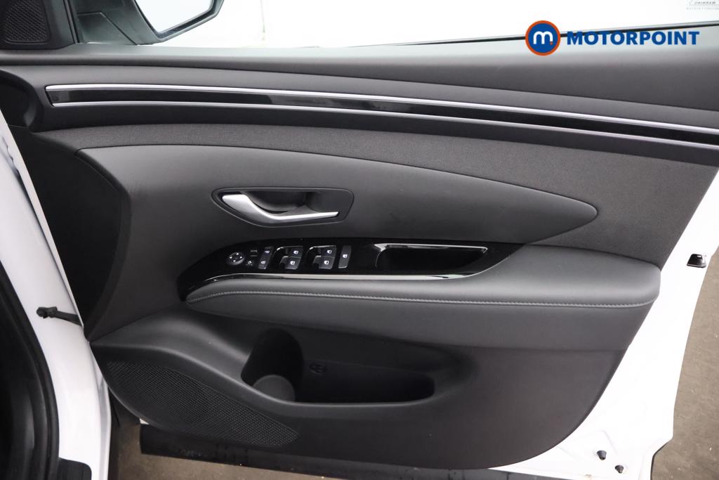 Hyundai Tucson Se Connect Manual Petrol SUV - Stock Number (1506131) - 9th supplementary image