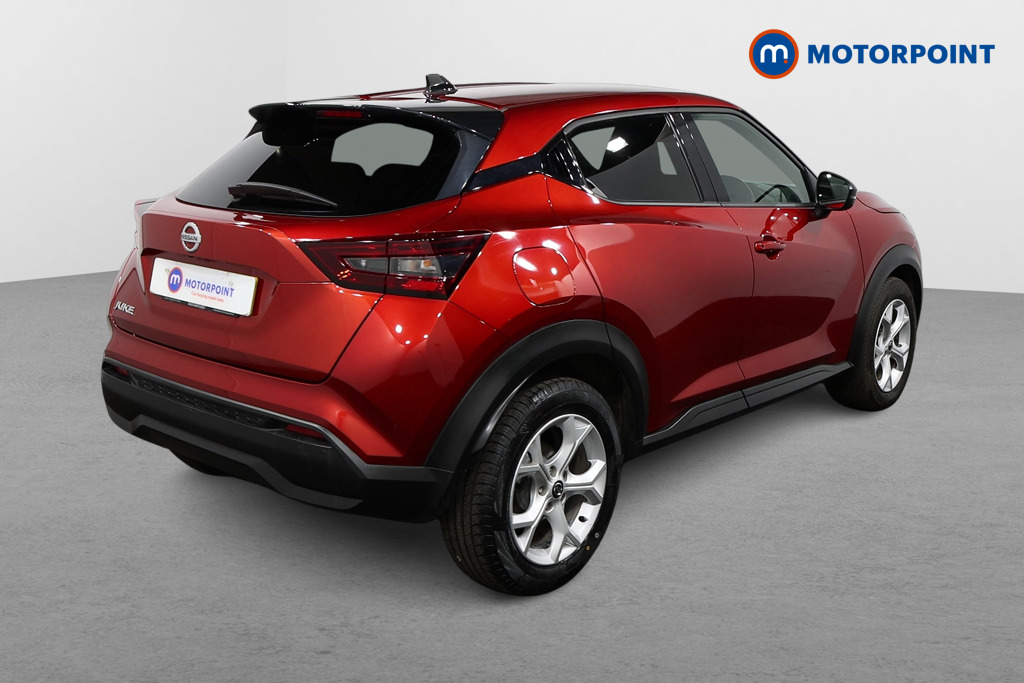 Nissan Juke N-Connecta Automatic Petrol SUV - Stock Number (1484359) - Drivers side rear corner