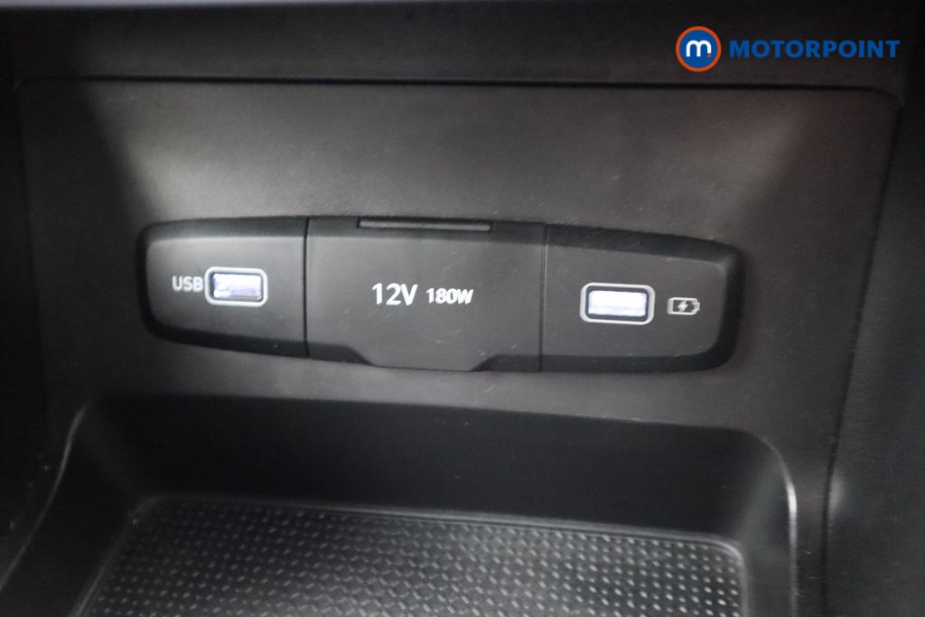 Hyundai Tucson Se Connect Manual Petrol SUV - Stock Number (1498637) - 11th supplementary image