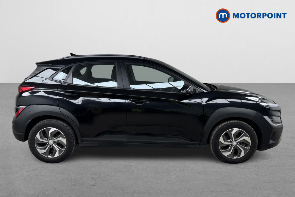 Hyundai Kona Se Connect Automatic Petrol-Electric Hybrid SUV - Stock Number (1502033) - Drivers side