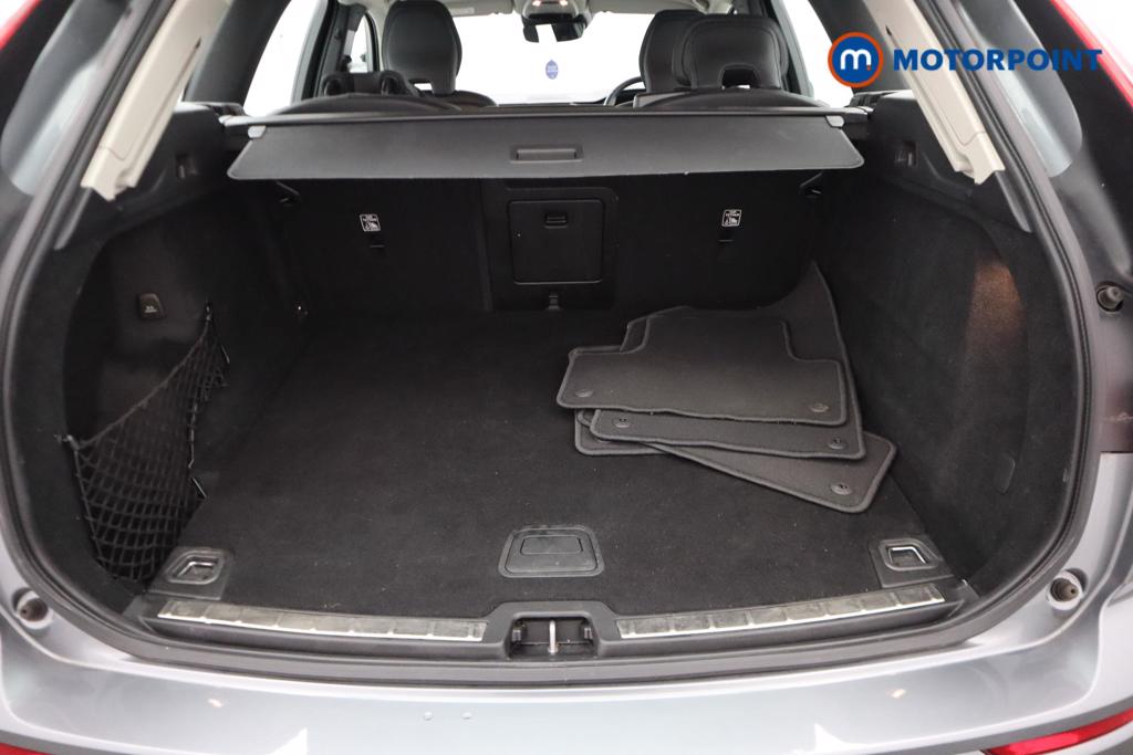 Volvo Xc60 Momentum Automatic Petrol SUV - Stock Number (1504053) - 5th supplementary image