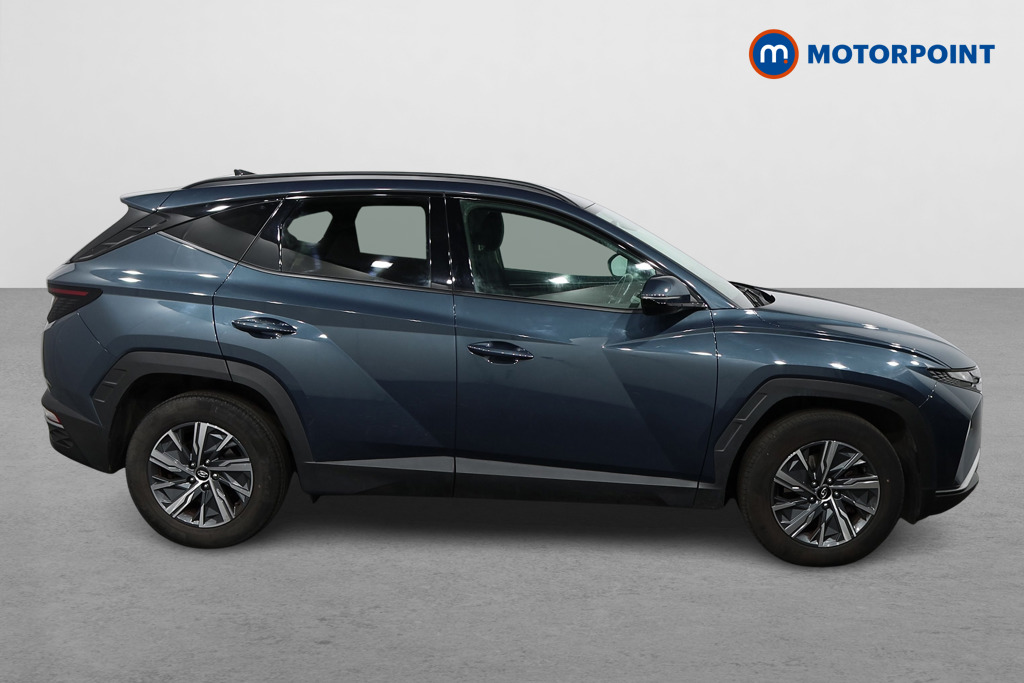 Hyundai Tucson Se Connect Manual Petrol SUV - Stock Number (1505008) - Drivers side