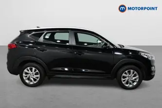 Hyundai Tucson Se Nav Manual Petrol SUV - Stock Number (1481583) - Drivers side