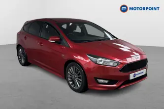 Ford Focus St-Line Manual Diesel Hatchback - Stock Number (1487193) - Drivers side front corner