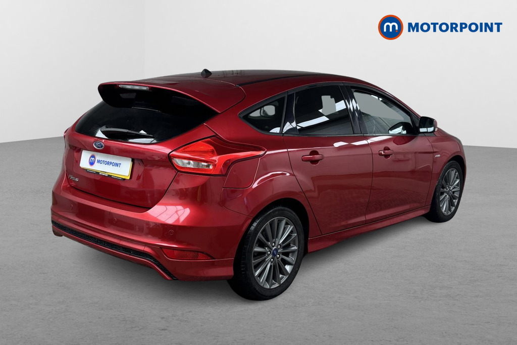 Ford Focus St-Line Manual Diesel Hatchback - Stock Number (1487193) - Drivers side rear corner